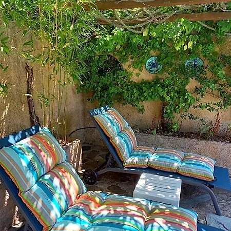 La Pantoufle Verte Bed and breakfast